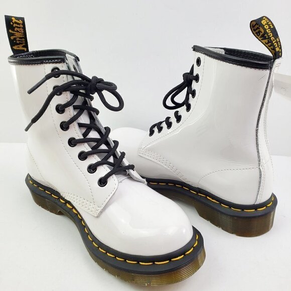 Dr. Doc Martens 1460 Lace Up Boots White Lamper Patent Leather Women's 6 US NWOB - Picture 9 of 11
